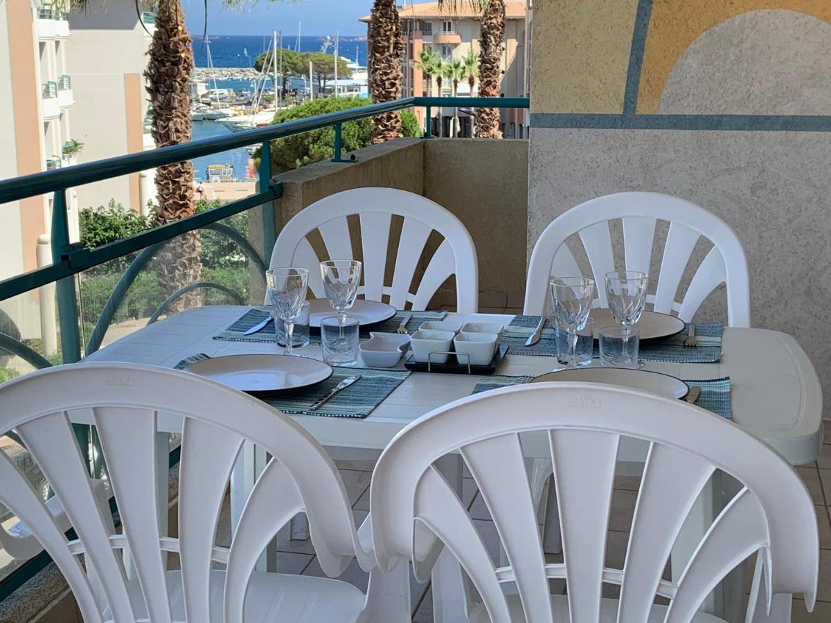 Port Frejus - Le Romanee - Appartement Vue Mer - 2 Chambres Buitenkant foto